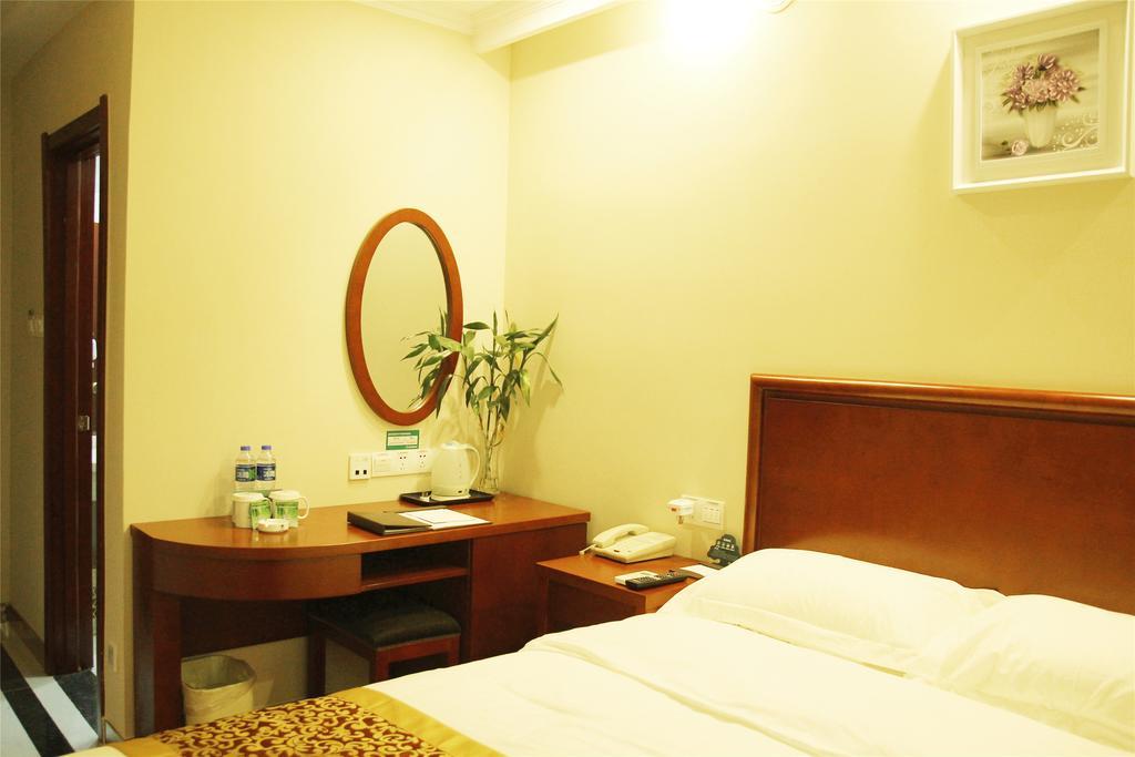 Greentree Inn Jiangsu Nanjing Software Valley Sanjiang University Express Hotel ภายนอก รูปภาพ